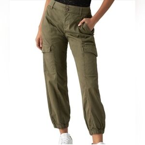 NWT Sanctuary Rebel Cargo Pants. Size 27